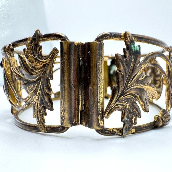 Victorian Repousse Brass Cuff Bangle With Floral Design Vintage - Picture 9 of 12